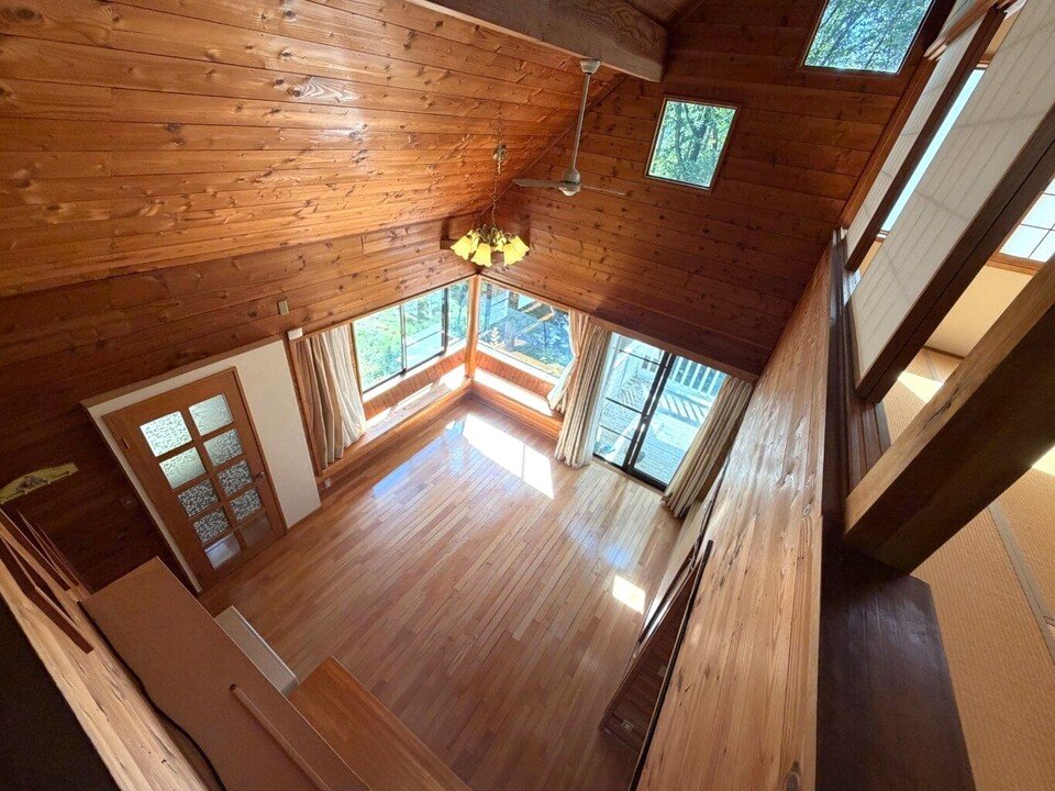 八ヶ岳で別荘を探すなら セラヴィリゾート泉郷